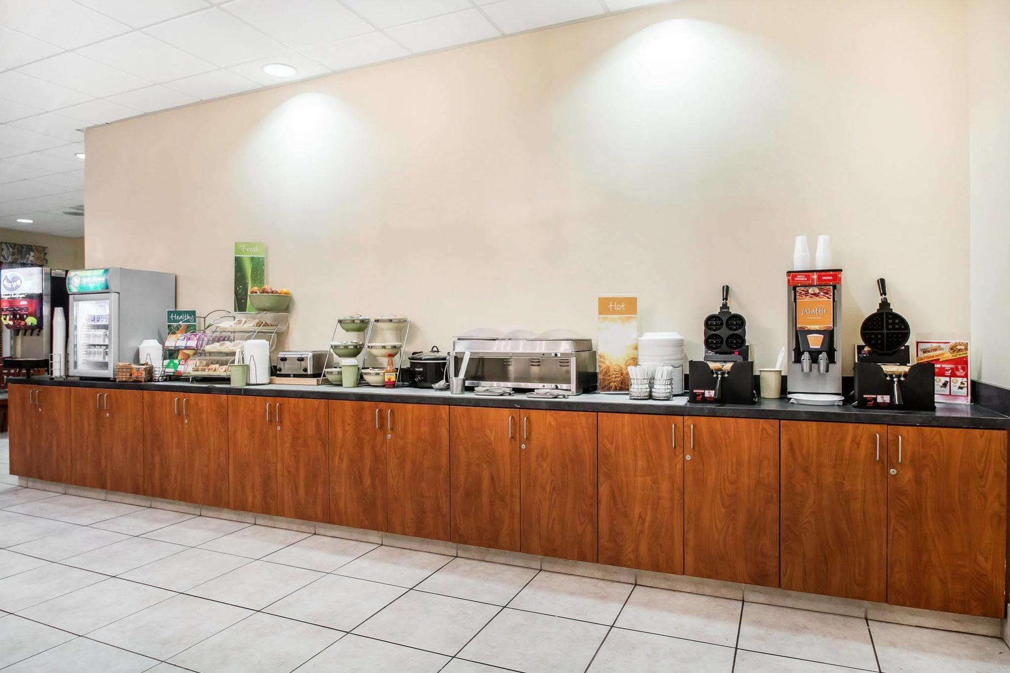 Quality Inn At Town Center Beaufort Luaran gambar